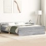 Estructura de cama con cabecero piecero gris Sonoma 120x190 cm