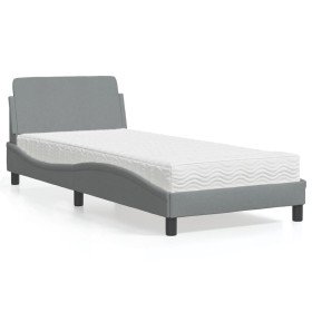Cama con colchón tela gris claro 80x200 cm en Camas y somieres | Comprar online en Foro24