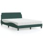 Cama con colchón terciopelo verde oscuro 140x200 cm en Camas y somieres | Comprar online en Foro24