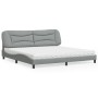 Cama con colchón tela gris claro 200x200 cm