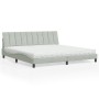 Cama con colchón terciopelo gris claro 200x200 cm