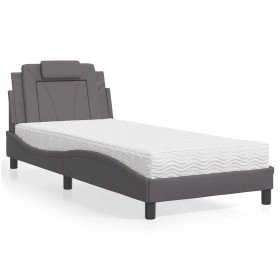 Cama con colchón cuero sintético gris 90x190 cm en Camas y somieres | Comprar online en Foro24