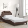 Cama con colchón cuero sintético marrón 100x200 cm