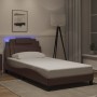 Estructura cama con luces LED cuero sintético marrón 100x200 cm