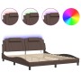 Estructura cama con luces LED cuero sintético gris 180x200 cm