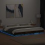 Estructura cama con luces LED madera roble ahumado 200x200 cm