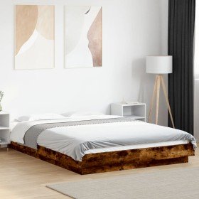 Estructura de cama madera de ingeniería roble ahumado 120x190cm en Camas y somieres | Comprar online en Foro24