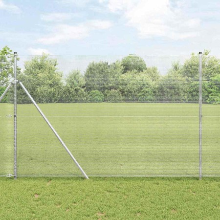 Reja con postes Plateado 1.6 x 10 m Acero