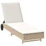 Tumbona con ruedas y cojín ratán sintético beige de , Tumbonas - Ref: Foro24-4104037, Precio: 156,90 €, Descuento: %