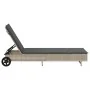 Tumbona con ruedas y cojín ratán sintético gris claro by , Loungers - Ref: Foro24-4104038, Price: 166,79 €, Discount: %