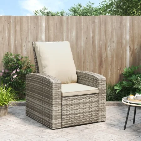 Gartenliege und Kissen aus hellem braunem Kunststoff-Rattan. von , Gartenstühle - Ref: Foro24-364103, Preis: 268,27 €, Rabatt: %
