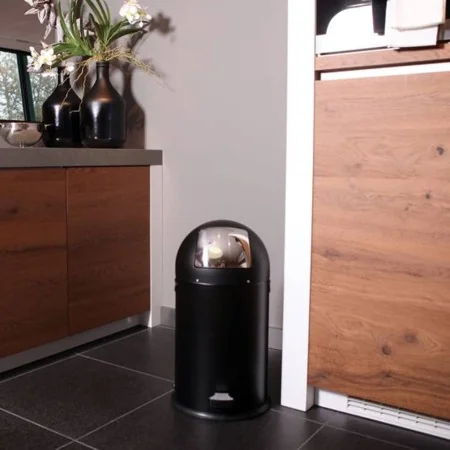 EKO Cubo de basura de pedal Kickcan 33 L negro mate by , Waste containers - Ref: Foro24-440045, Price: 119,41 €, Discount: %