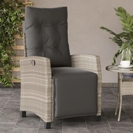Sillón reclinable de jardín con reposapiés ratán PE gris claro de , Sillas de jardín - Ref: Foro24-365238, Precio: 153,34 €, ...