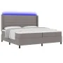 Cama Box Spring con colchón y LED Taupe 200x200 cm Tela | Foro24.es | Tu tienda online para hogar, jardín y más Foro24.es