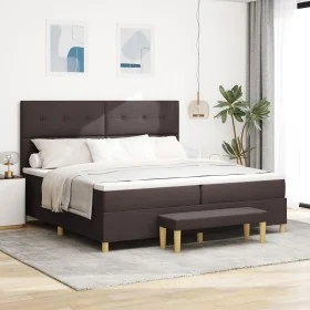 Cama con Base de Muelles con Colchón y Banqueta Marrón Oscura 200x200 cm Tela de , Camas y somieres - Ref: Foro24-3344327, Pr...