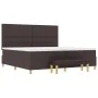 Cama con Base de Muelles con Colchón y Banqueta Marrón Oscura 200x200 cm Tela de , Camas y somieres - Ref: Foro24-3344327, Pr...